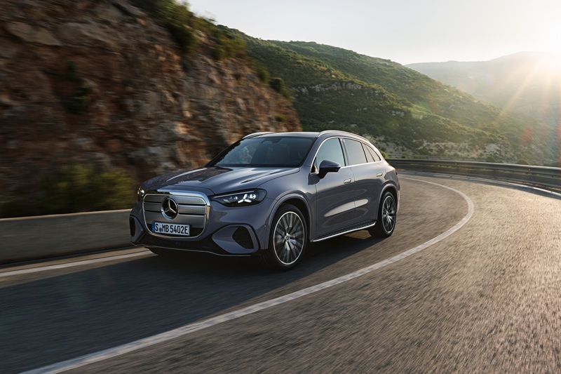 Yeni elektrikli MERCEDES GLC, Türkiye’ye özel 5.720.000 liralık versiyonuyla satışta