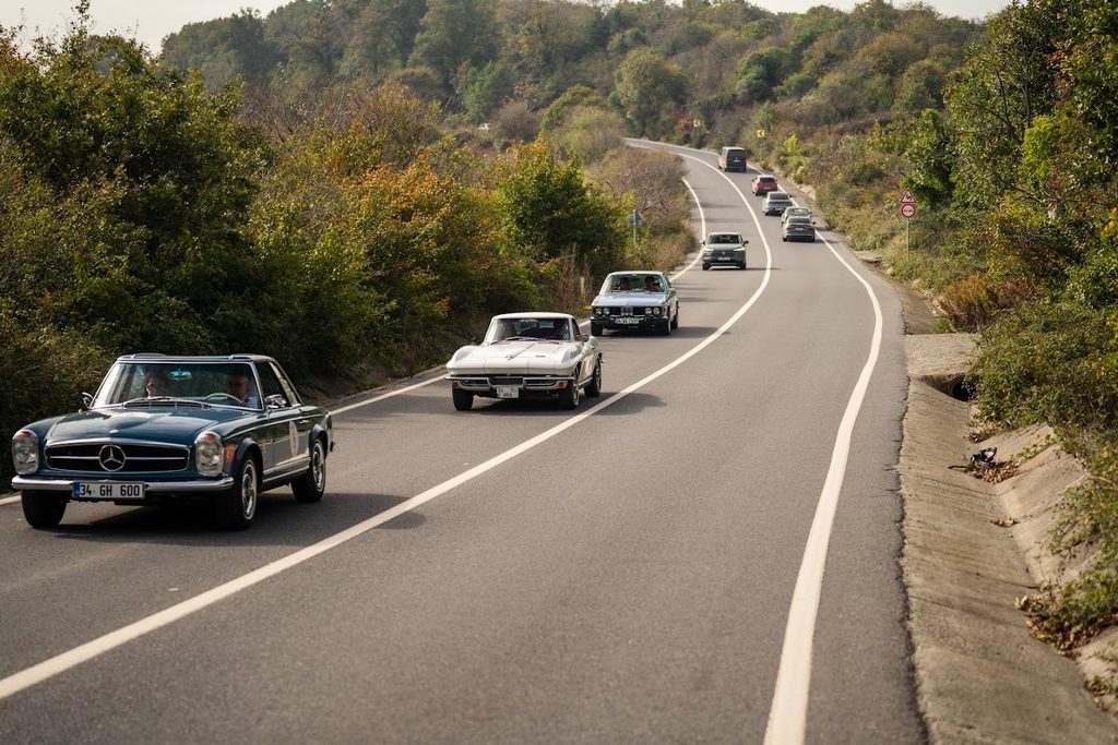 2026 senesi KLASİK OTOMOBİL SEZONU’nun son rallisi olan CUMHURİYET RALLİSİ’ni Çiğdem-Cengiz KABATEPE kazandı.